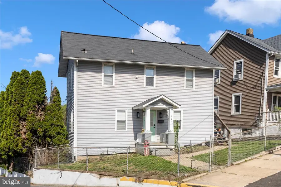 201 N Maple Ave, Brunswick, MD 21716 - #3