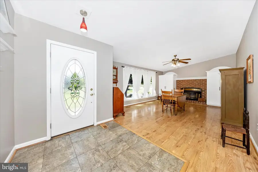 5910 Lawrence Ct, Adamstown, MD 21710 - #3