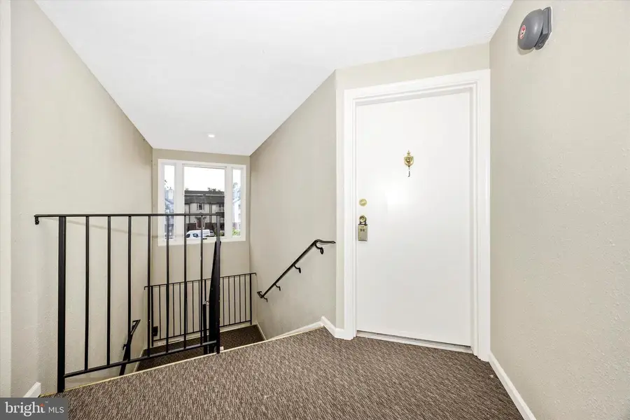 813 Stratford Way #j, Frederick, MD 21701 - #3