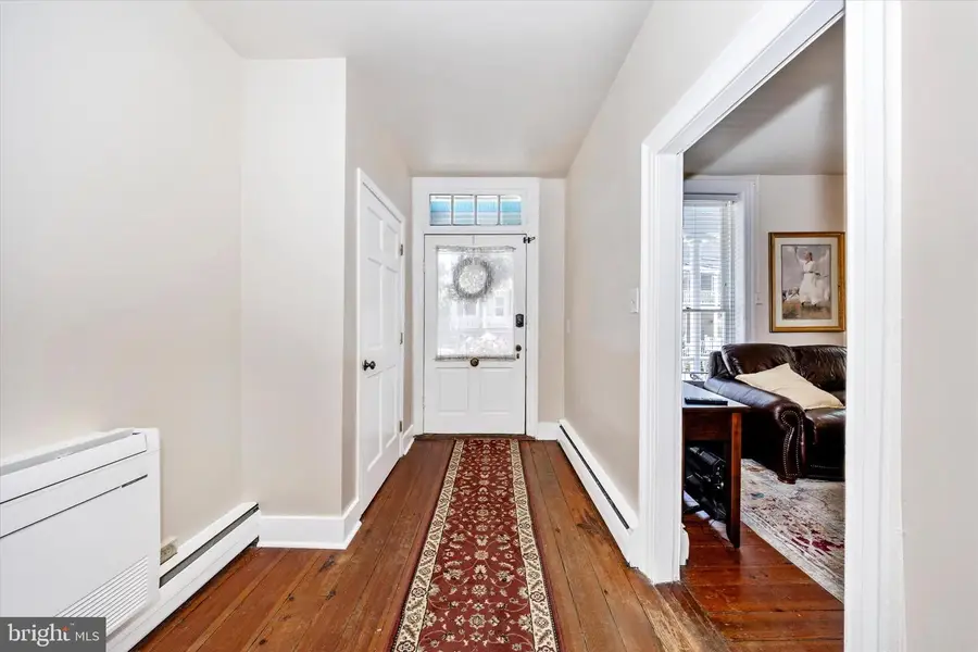 213 W Main St, Middletown, MD 21769 - #3