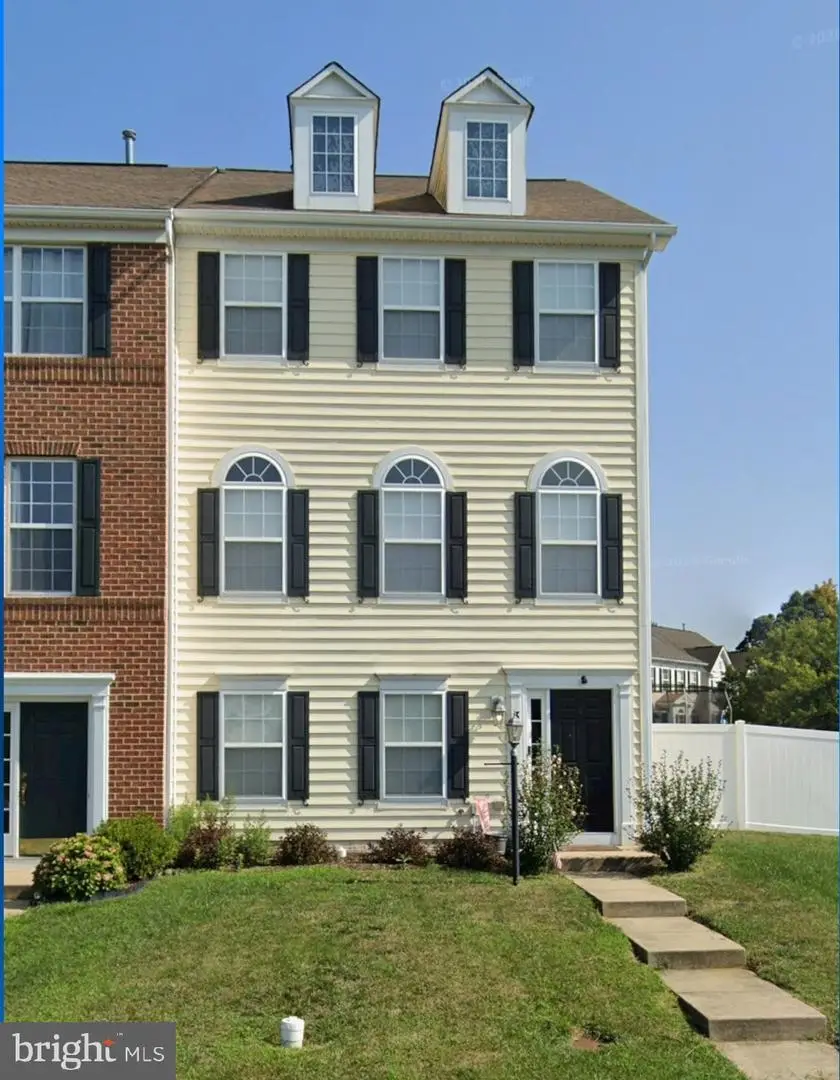 322 E Wainscot Dr, New Market, MD 21774 - #1