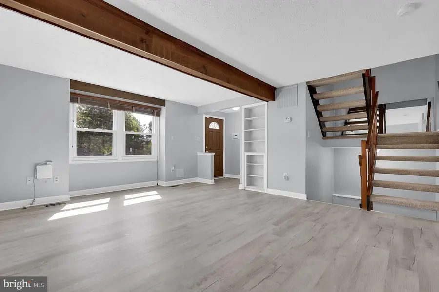 142 Fairfield Dr, Frederick, MD 21702 - #3