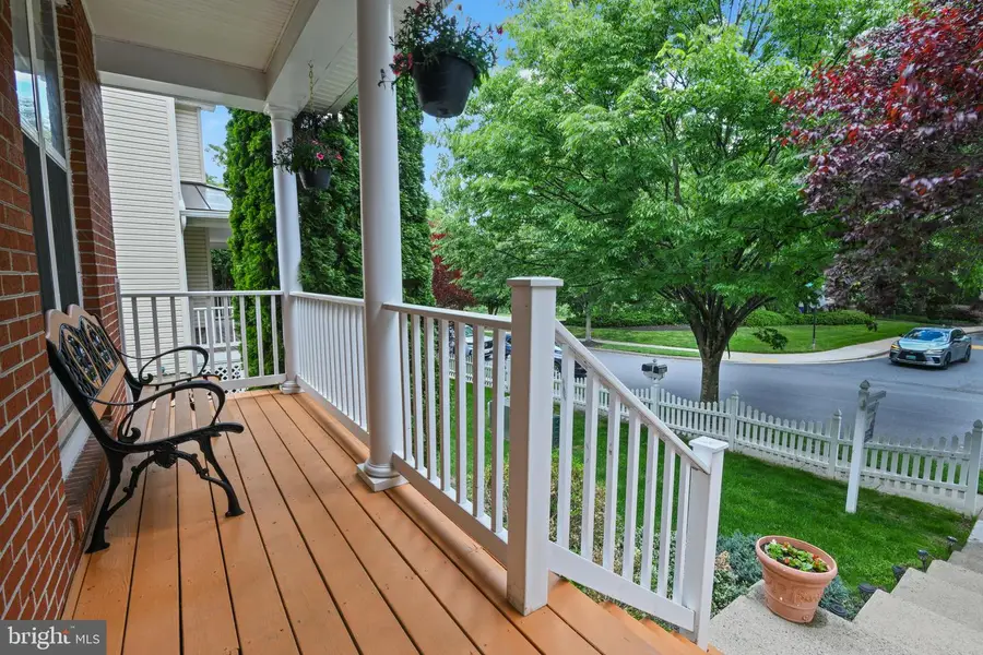 9678 Royal Crest Cir, Frederick, MD 21704 - #2