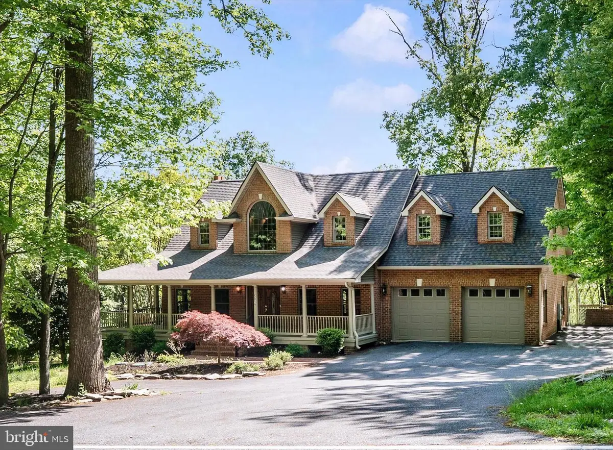 5019 Old Swimming Pool Rd, Frederick, MD 21703 - #1