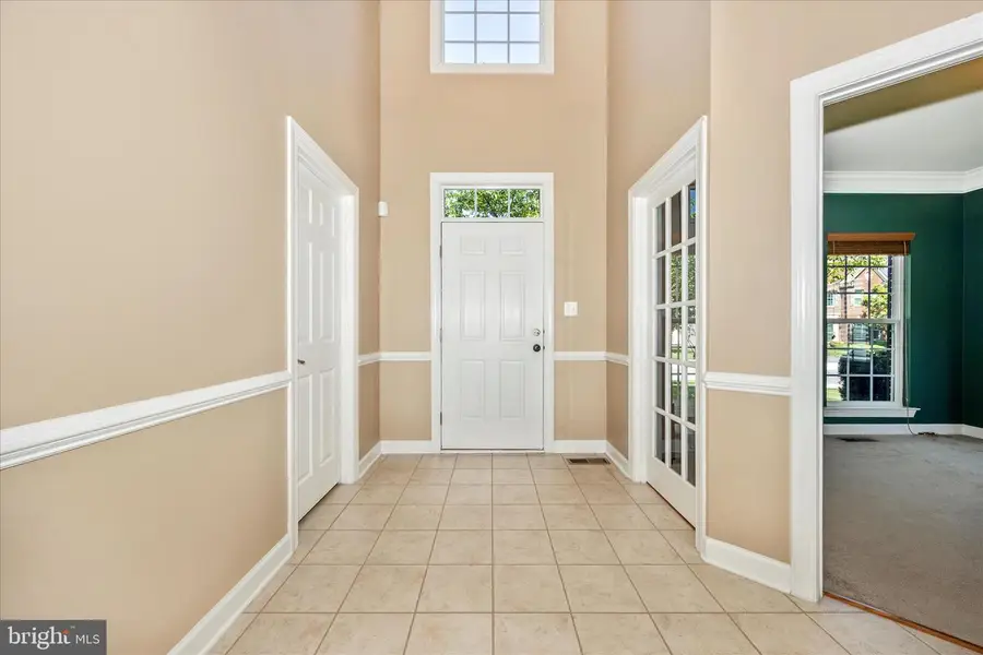 9813 Notting Hill Dr, Frederick, MD 21704 - #2