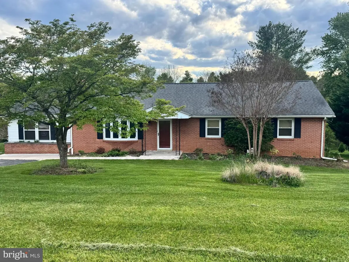 3465 Brethren Church Rd, Myersville, MD 21773 - #1