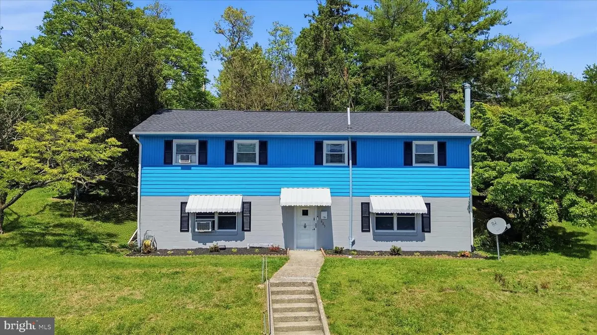 603 W B St, Brunswick, MD 21716 - #1