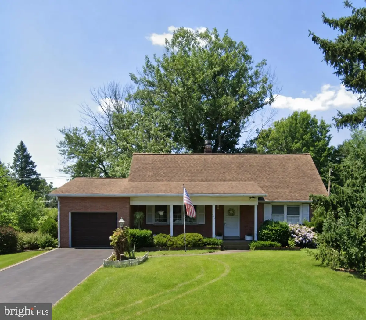 6783 Sunnybrook Dr, Frederick, MD 21702 - #1