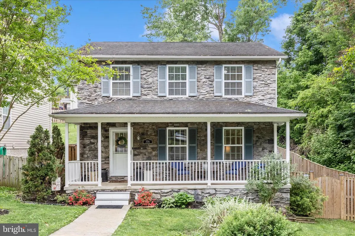 306 E D St, Brunswick, MD 21716 - #1