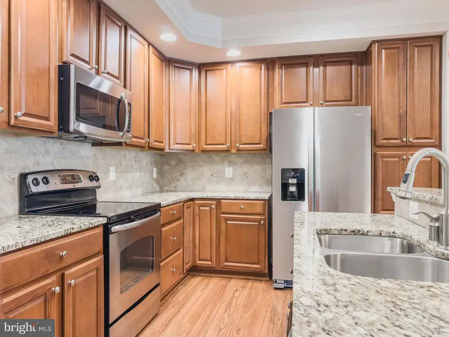 9555 Hyde Pl, Frederick, MD 21704 - #3