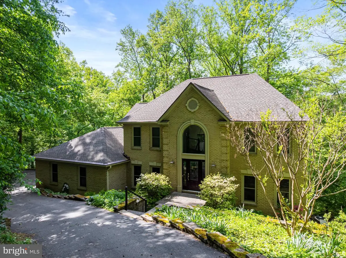 10490 Lakeridge Ct, New Market, MD 21774 - #1