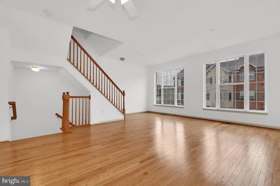 2495 Lakeside Dr, Frederick, MD 21702 - #3