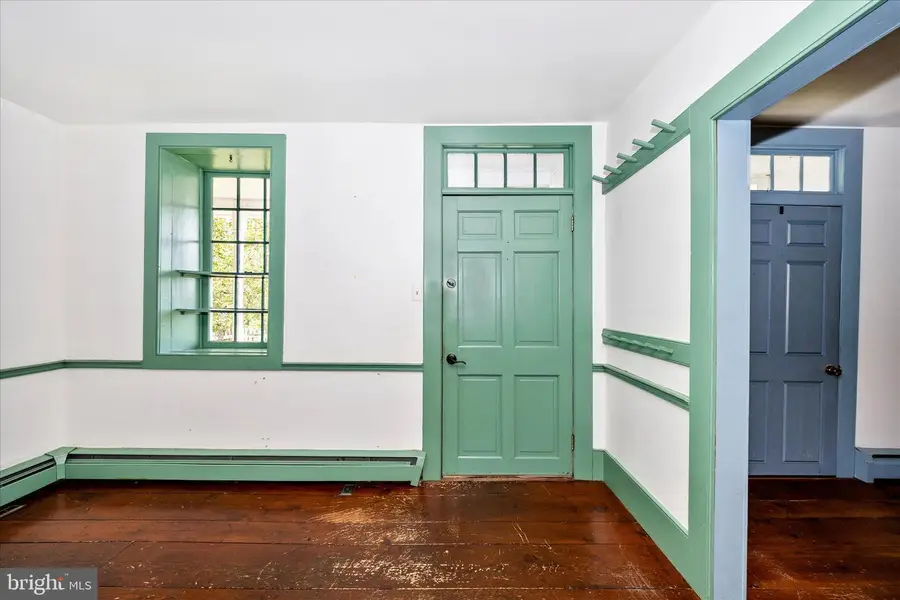 2301 Mount Ephraim Rd, Adamstown, MD 21710 - #2