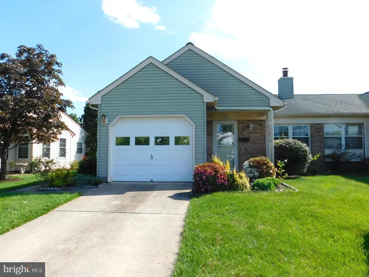 6985 Arbor Dr, Frederick, MD 21703 - #1