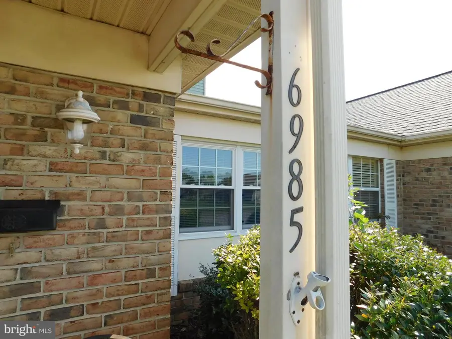 6985 Arbor Dr, Frederick, MD 21703 - #3