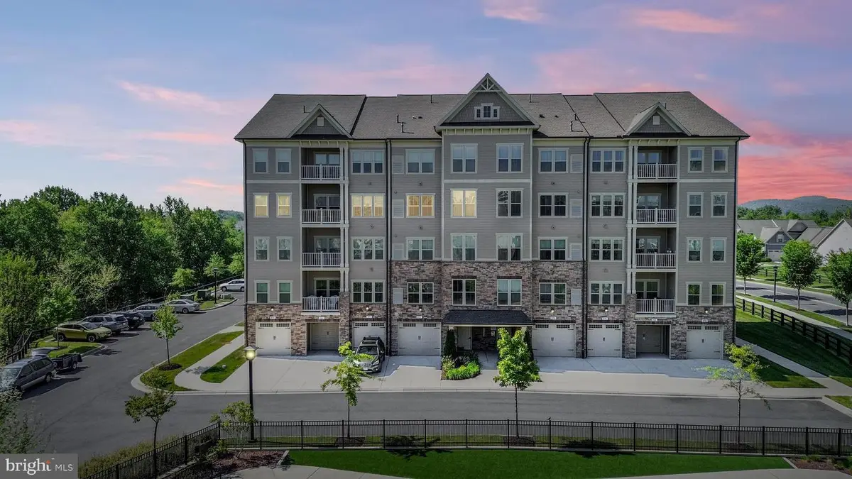 3282 Pine Needle Cir #301, Frederick, MD 21704 - #1