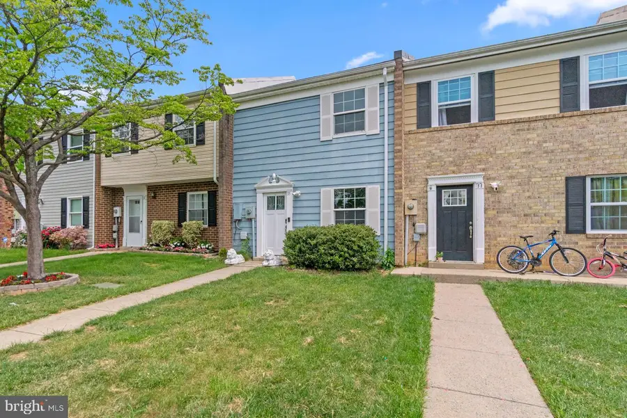 35 Vienna Ct, Frederick, MD 21702 - #2