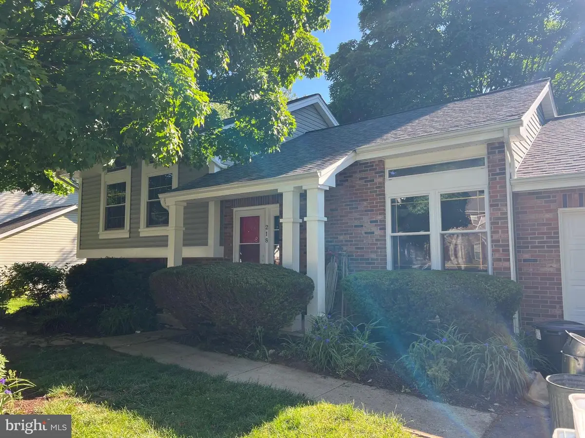 218 Sandstone Dr, Walkersville, MD 21793 - #1