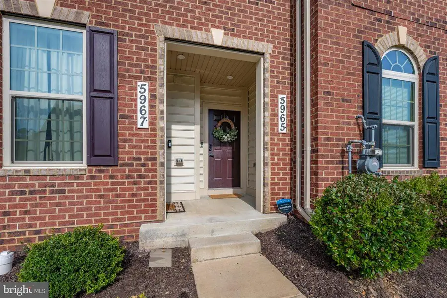 5965 Duvel St, Ijamsville, MD 21754 - #2