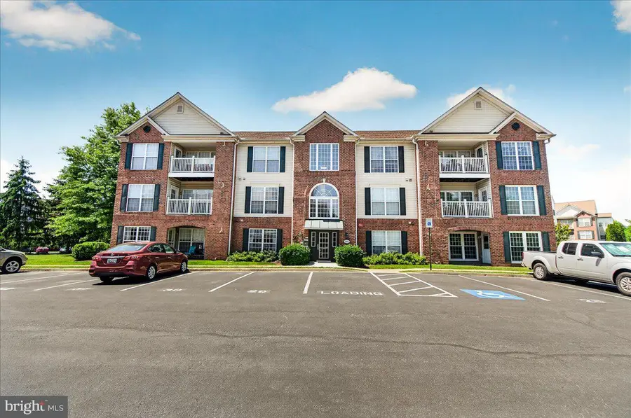 593 Cawley Dr #3 3b, Frederick, MD 21703 - #3