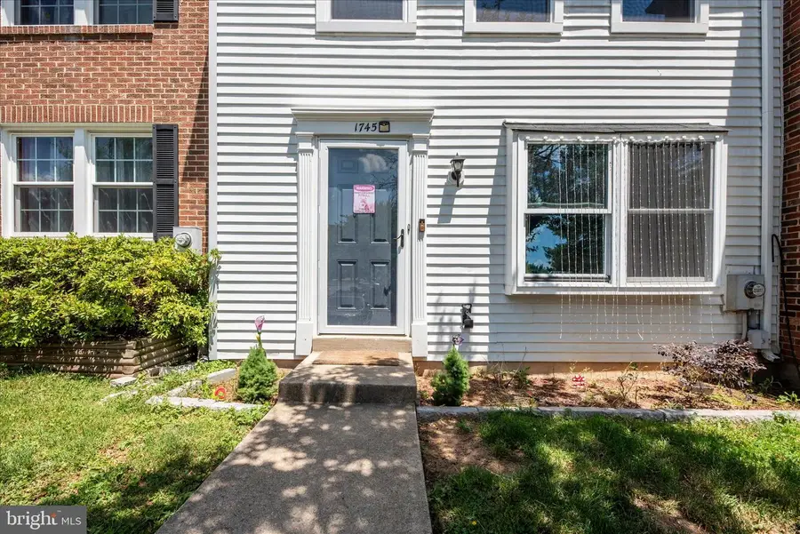 1745 Northridge Ln, Frederick, MD 21702 - #2