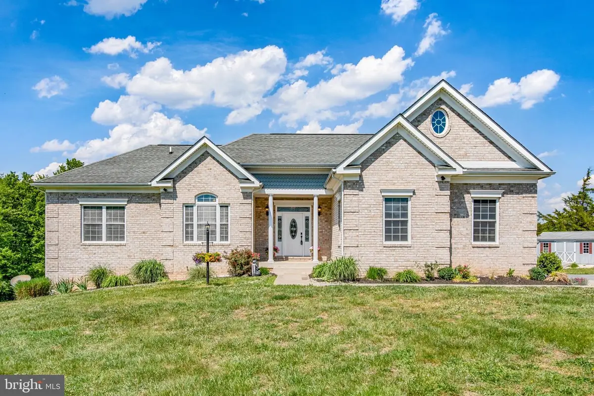 7147 Linganore Rd, Frederick, MD 21701 - #1