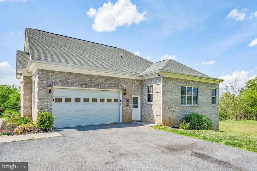 7147 Linganore Rd, Frederick, MD 21701 - #2