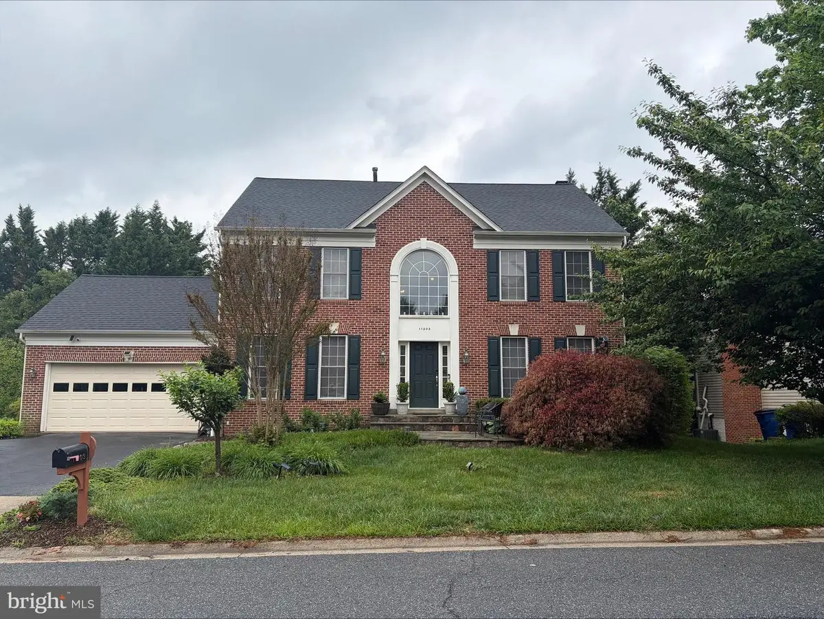 11203 Yardley Ct, Ijamsville, MD 21754 - #1