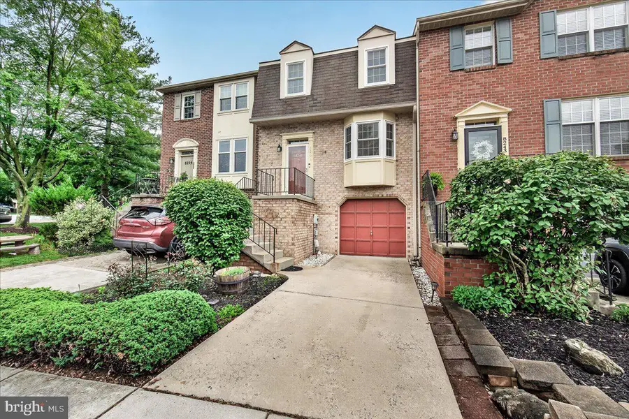 8241 Waterside Ct, Frederick, MD 21701 - #2