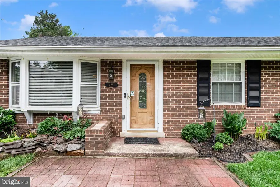 825 2nd Ave, Brunswick, MD 21716 - #2