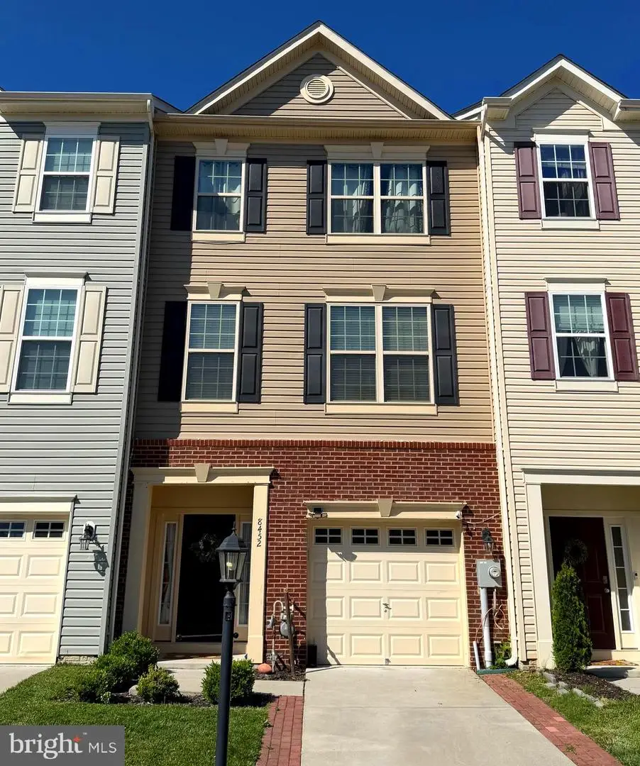 8452 Randell Ridge Rd, Frederick, MD 21704 - #1