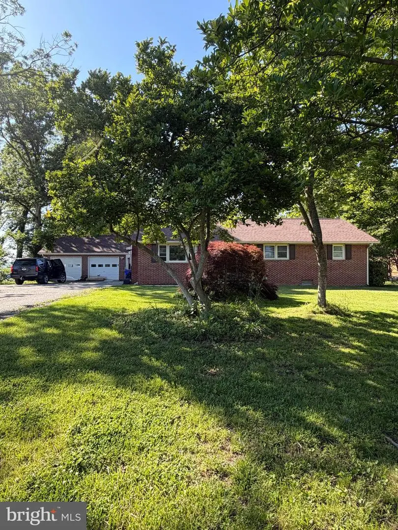 7052 Linganore Rd, Frederick, MD 21701 - #1