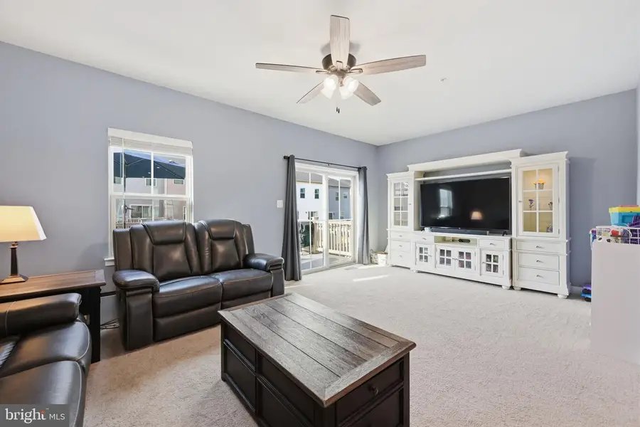 5912 Pecking Stone St, New Market, MD 21774 - #2