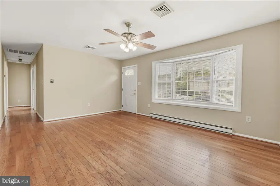 45 Concord Dr, Brunswick, MD 21716 - #3