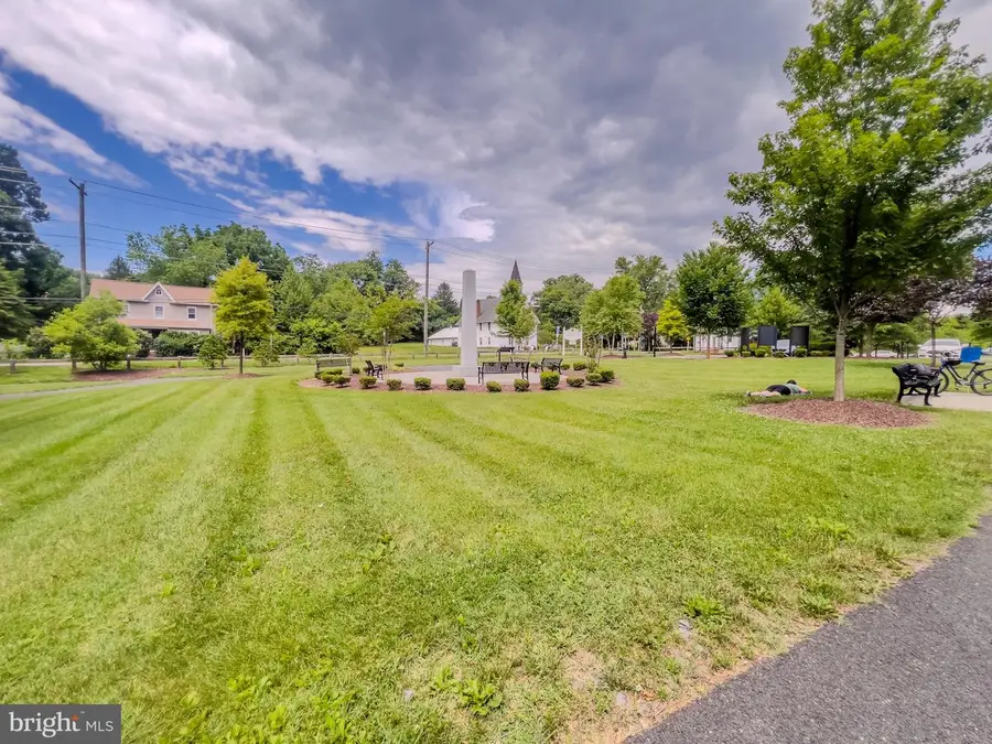 1711 Brookshire Run, Point Of Rocks, MD 21777 - #3