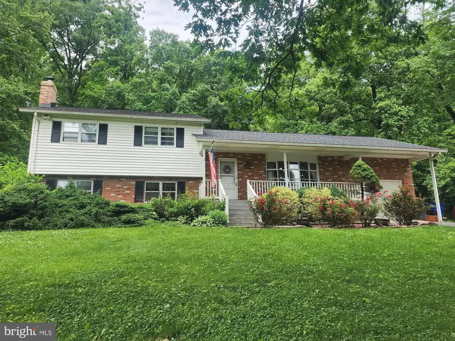 3884 Point Of Rocks Rd, Jefferson, MD 21755 - #2