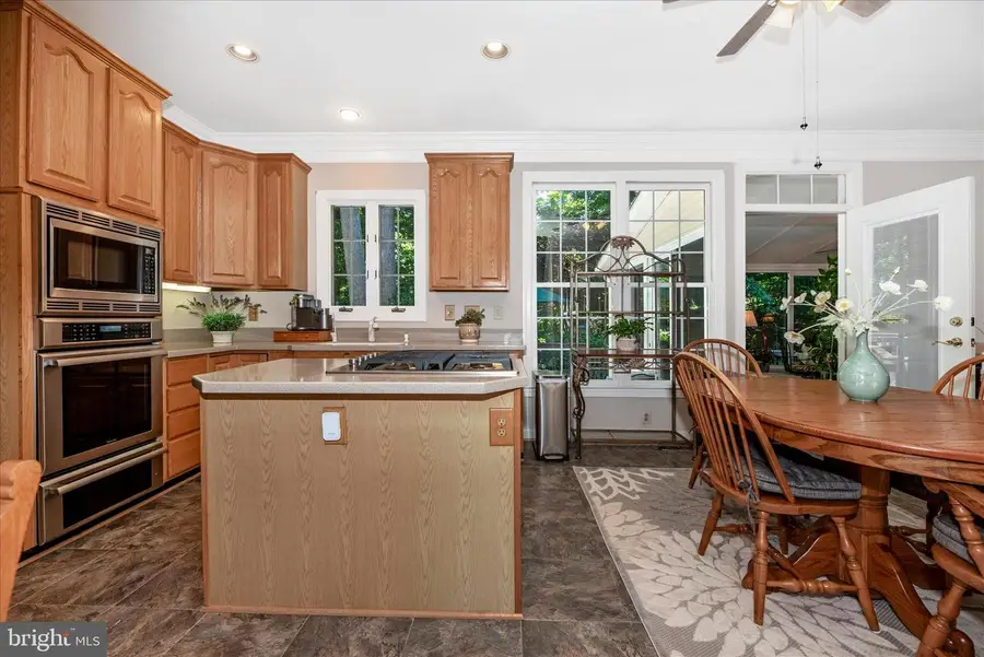 3311 Knolls Pkwy, Ijamsville, MD 21754 - #3