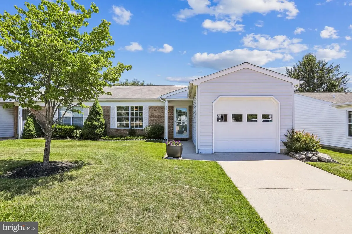 5697 Crabapple Dr, Frederick, MD 21703 - #1