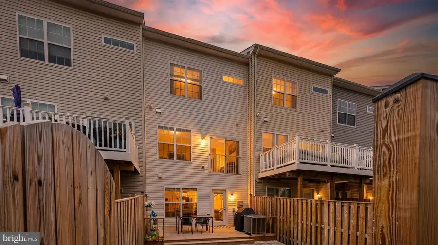5967 Whelan Ln, Frederick, MD 21703 - #3