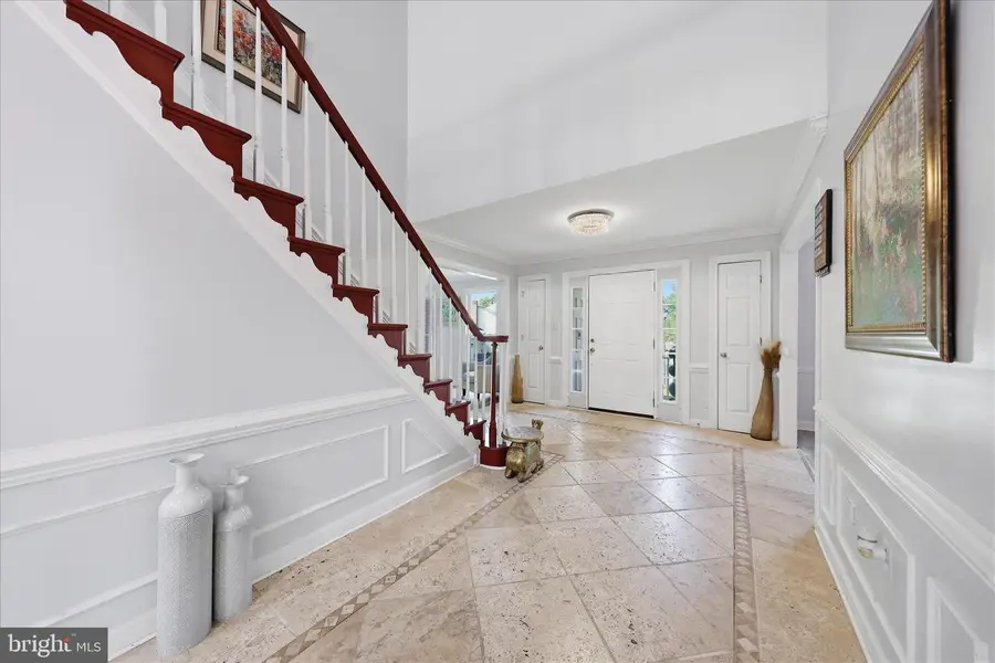6135 Fieldcrest Ct, Frederick, MD 21701 - #2