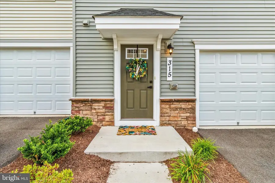 315 Pemberton Park Ln, Frederick, MD 21703 - #2