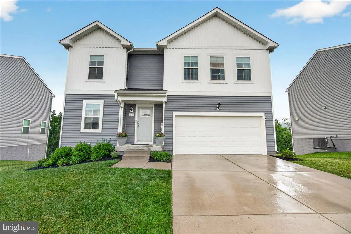 17 Westview Dr, Thurmont, MD 21788 - #1