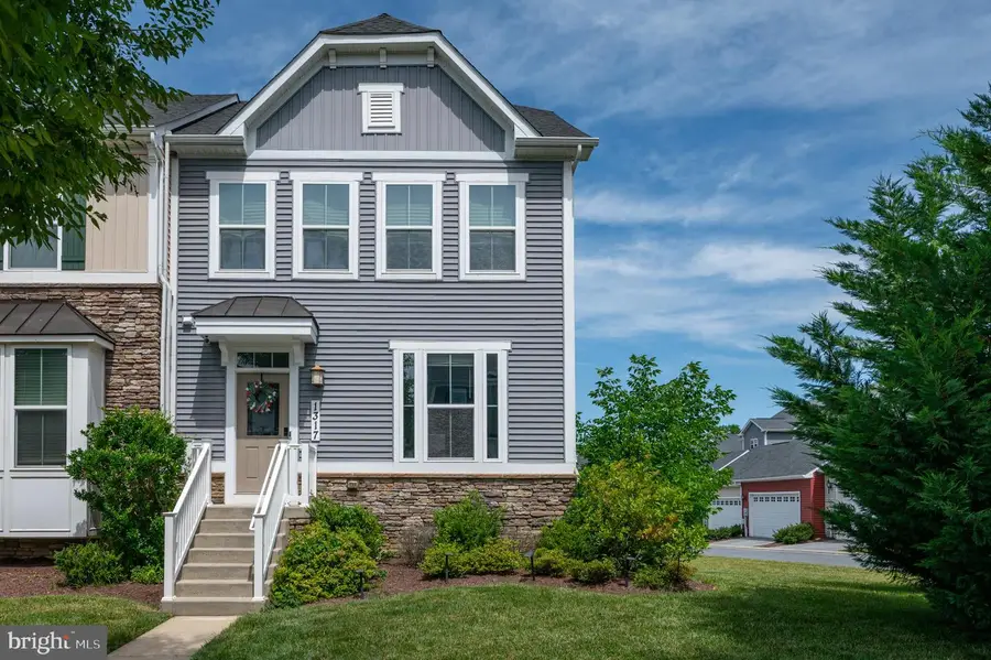 1317 Scheer St, Brunswick, MD 21716 - #2