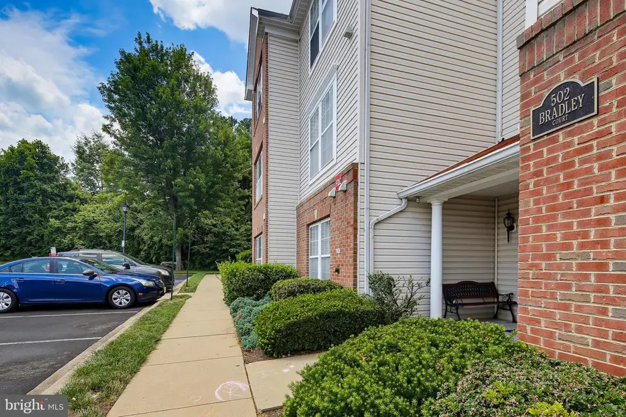 502 Bradley Ct #5d, Frederick, MD 21703 - #2