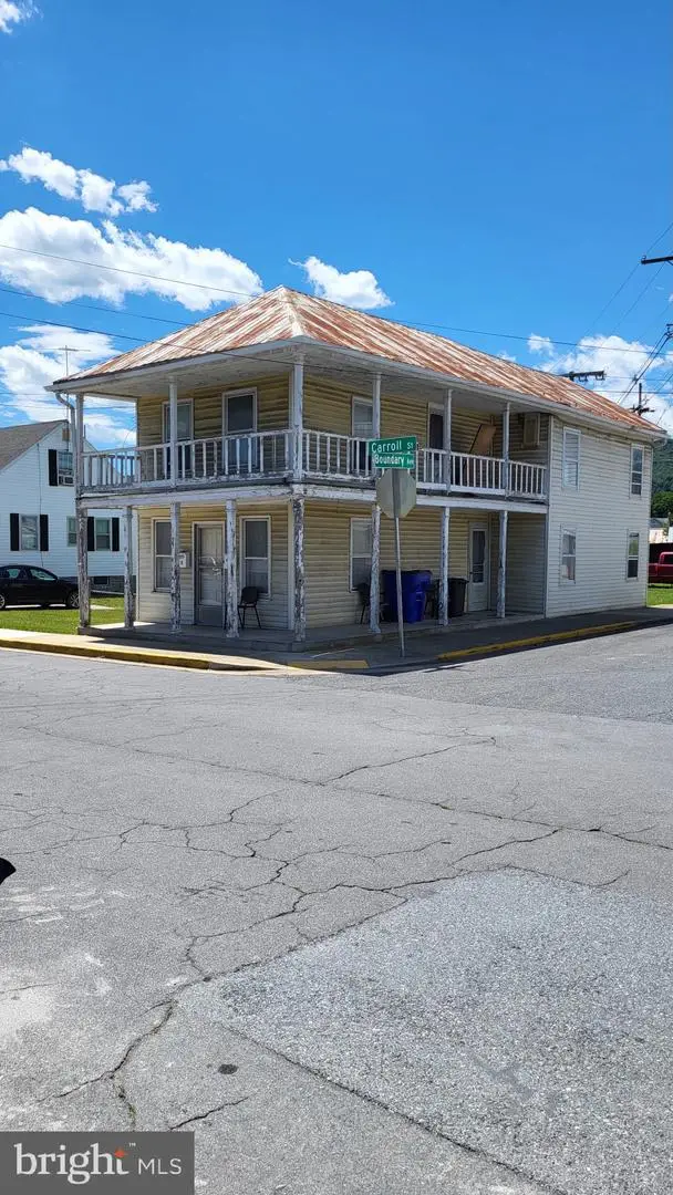 27 N Carroll St N, Thurmont, MD 21788 - #2