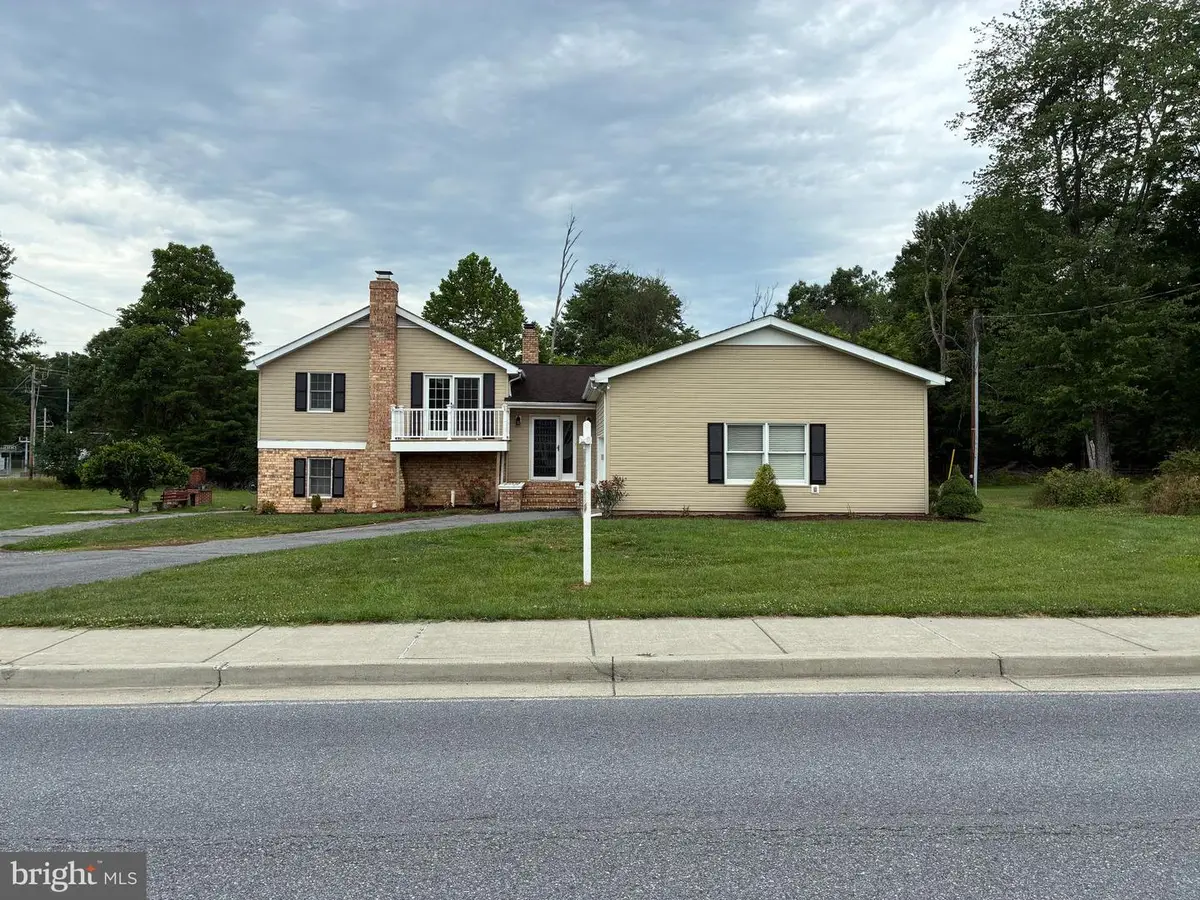 54 E Moser Rd, Thurmont, MD 21788 - #1