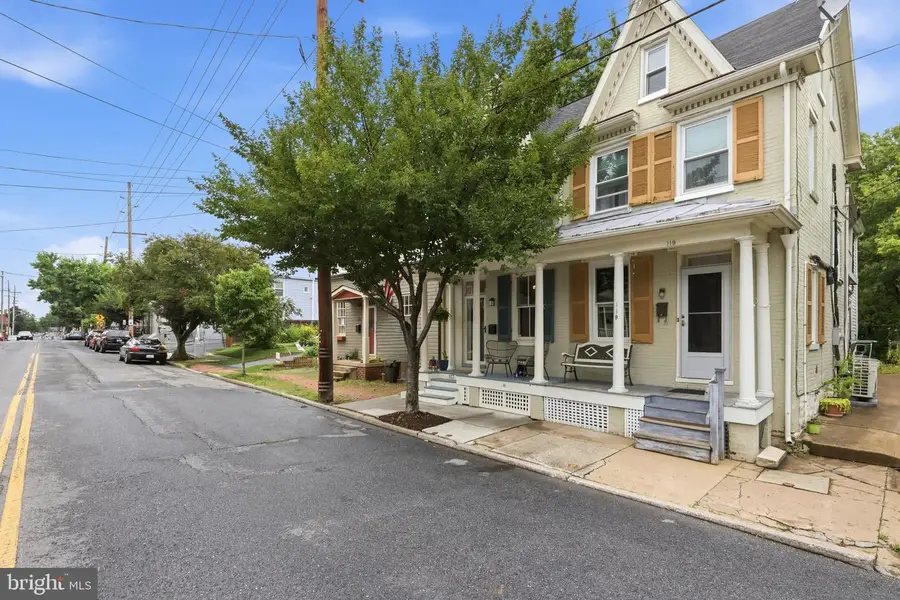 117 E 5th St, Frederick, MD 21701 - #2