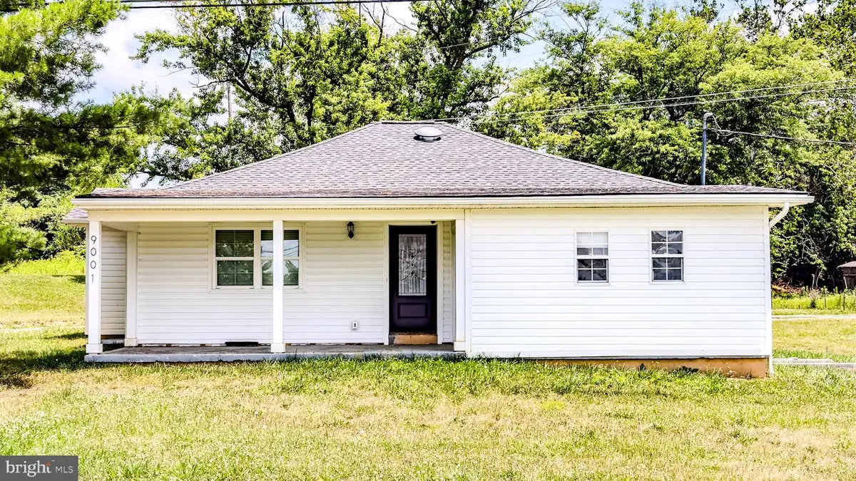 9001 Hollow Rd, Middletown, MD 21769 - #1