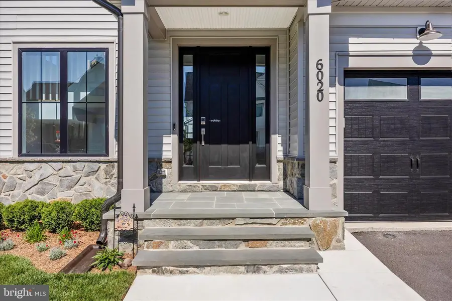 6020 Duvalls Forest Dr, Frederick, MD 21701 - #2