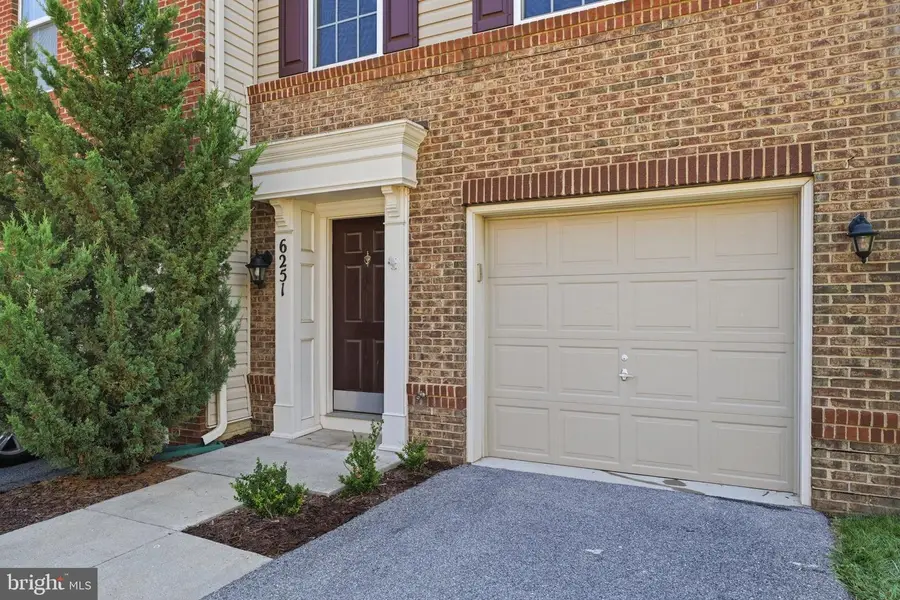 6251 Alexa St, Frederick, MD 21703 - #2